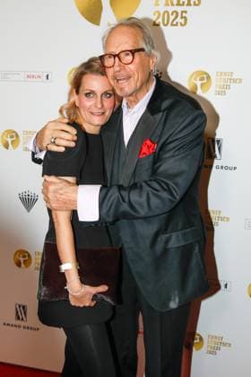 67. Verleihung vom Ernst-Lubitsch-Preis 2025 Berlin, 29.10.2025 Reiner Schöne mit Ehefrau Anja Drendel bei der 67. Verleihung vom Ernst-Lubitsch-Preis 2025 im Kino Babylon in Berlin Berlin Copyright: xMatthiasxGränzdörferx
