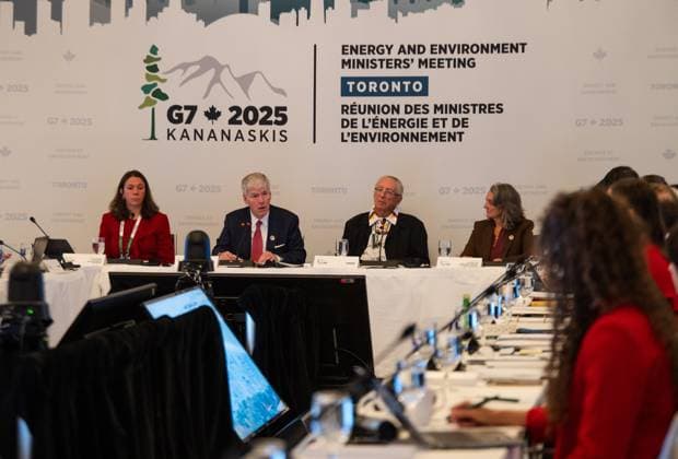October 30, 2025, Toronto, On, Canada: Rachel McCormick, Director General, International Affairs, Strategic Policy and Innovation Sector, Natural Resources Canada, left to right, Tim Hodgson, Minister of Energy and Natural Resources, Stephen Laforme, Elder, and Julie Dabrusin, Minister of Environment and Climate Change, participate in the G7 Energy and Environment Ministers™ Meeting in Toronto, on Thursday, October 30, 2025. Toronto Canada - ZUMAc35_ 20251030_zaf_c35_039 Copyright: xLauraxProctorx