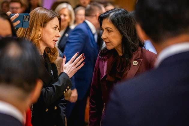 (R-L) Katherina Reiche (CDU), Bundesministerin fuer Wirtschaft und Energie, und Switlana Hryntschuk, ukrainische Ministerin fuer Energie, aufgenommen im Rahmen ihrer Ankunft beim G7 Energie- und Umweltministertreffen in Toronto, 30.10.2025. Fotografiert im Auftrag des MInisteriums fuer Wirtschaft und Energie Toronto Kanada Copyright: xJulianexSonntag BMWEx