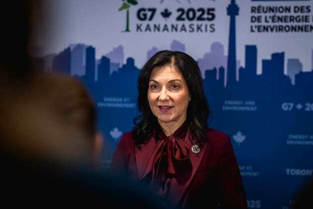 Katherina Reiche (CDU), Bundesministerin fuer Wirtschaft und Energie, spricht zu den Medien beim Eroeffnungsplenum des G7 Energie- und Umweltministertreffens in Toronto, 30.10.2025. Fotografiert im Auftrag des MInisteriums fuer Wirtschaft und Energie Toronto Kanada Copyright: xJulianexSonntag BMWEx
