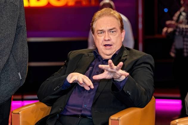 MDR - Riverboat. Schauspieler, Kabarettist und Satiriker Oliver Kalkofe anläßlich der Aufzeichnung der MDR - Talkshow Riverboat am 30.10.2025 in der Mediacity Leipzig. 20251030ADO0034