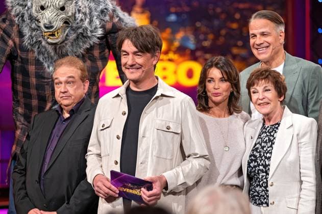 MDR - Riverboat. Schauspieler, Kabarettist und Satiriker Oliver Kalkofe , Moderator Matze Knop , Schauspielerin Gerit Kling , Entertainer Karsten Speck und Schauspielerin Katrin Sass anläßlich der Aufzeichnung der MDR - Talkshow Riverboat am 30.10.2025 in der Mediacity Leipzig. 20251030ADO0070 *** MDR Riverboat actor, cabaret artist and satirist Oliver Kalkofe , presenter Matze Knop , actress Gerit Kling , entertainer Karsten Speck and actress Katrin Sass on the occasion of the recording of the MDR talk show Riverboat on 30 10 2025 at Mediacity Leipzig 20251030ADO0070