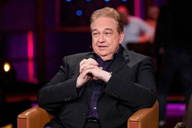 MDR - Riverboat. Schauspieler, Kabarettist und Satiriker Oliver Kalkofe anläßlich der Aufzeichnung der MDR - Talkshow Riverboat am 30.10.2025 in der Mediacity Leipzig. 20251030ADO0078