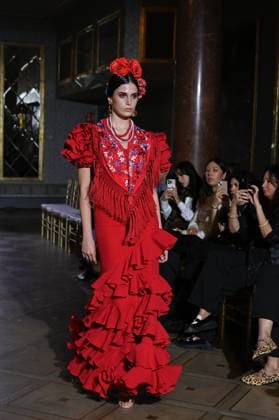 International Flamenco Fashion Week Madrid, (SIMOF) - 30 Oct 2025 A model walks in a Pilar Vera design at the International Flamenco Fashion Week Madrid, (SIMOF) show, at the Wellington Hotel. Madrid Spain Copyright: xAtilanoxGarciax xSOPAxImagesx FOTO54047