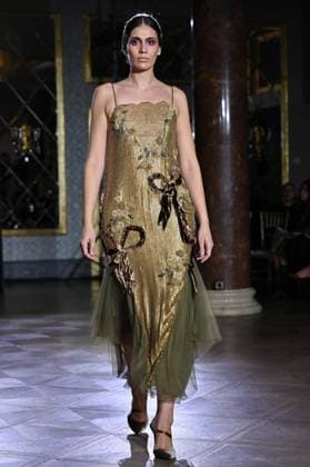 International Flamenco Fashion Week Madrid, (SIMOF) - 30 Oct 2025 A model walks in a Victorio and Lucchino design at the International Flamenco Fashion Week Madrid, (SIMOF) show, at the Wellington Hotel. Madrid Spain Copyright: xAtilanoxGarciax xSOPAxImagesx FOTO54155