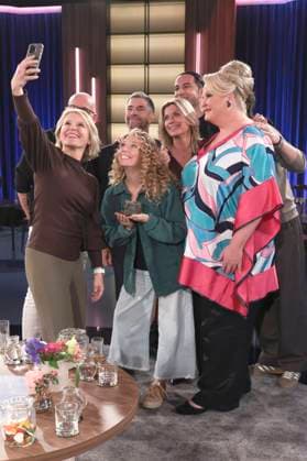 Susan Link, Björn Both, Lotta Lubkoll, Micky Beisenherz, Valerie Niehaus, Bülent Ceylan und Daphne de Luxe bei der Aufzeichnung der WDR-Talkshow Kölner Treff im WDR Studio BS 3. Köln, 30.10.2025