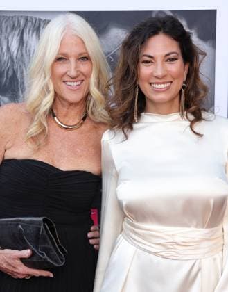 30 October 2025 - Los Angeles, California - Jana Lemersal, Naureen Zaim. The French American Film Festival Screening of Netflix s Nouvelle Vague held at the DGA Theater Complex. Los Angeles USA - ZUMAa123 20251030_zaa_a123_041 Copyright: xADx