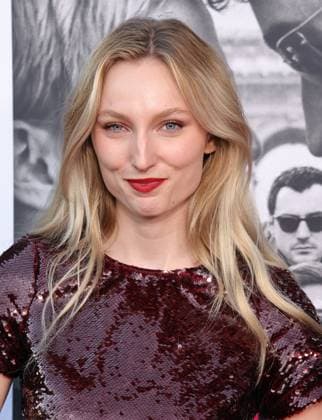 30 October 2025 - Los Angeles, California - Enora Hope. The French American Film Festival Screening of Netflix s Nouvelle Vague held at the DGA Theater Complex. Los Angeles USA - ZUMAa123 20251030_zaa_a123_141 Copyright: xADx