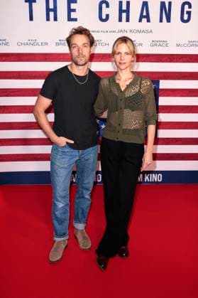 Max Woelky und Sinja Dieks bei der Premiere des Kinofilms Make Me Feel in der Astor Film Lounge. Berlin, 30.10.2025