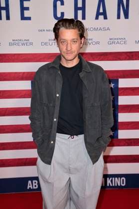 Maeckes bei der Premiere des Kinofilms Make Me Feel in der Astor Film Lounge. Berlin, 30.10.2025