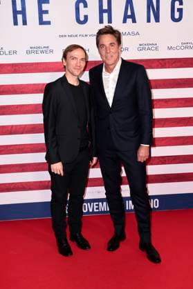 Jan Komasa und Markus Feldenkirchen bei der Premiere des Kinofilms Make Me Feel in der Astor Film Lounge. Berlin, 30.10.2025