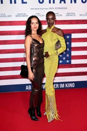 Tabea Reutter und Nicole Atieno bei der Premiere des Kinofilms Make Me Feel in der Astor Film Lounge. Berlin, 30.10.2025