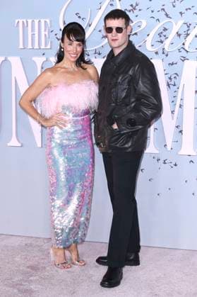 Laura Jayne Smith mit Bruder Matt Smith bei der Premiere der Sky Atlantic-Miniserie The Death of Bunny Munro in der Royal Festival Hall. London, 30.10.2025