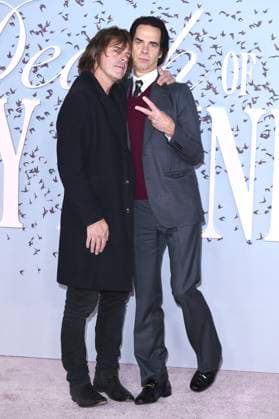 George Vjestica und Nick Cave bei der Premiere der Sky Atlantic-Miniserie The Death of Bunny Munro in der Royal Festival Hall. London, 30.10.2025