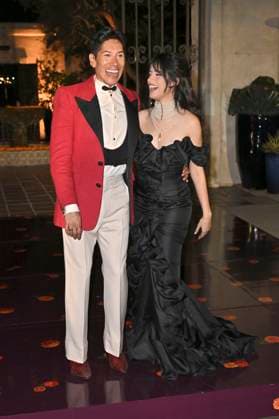 Carlos Eric Lopez und Camila Cabello bei der 5. Dia De Muertos Gala präsentiert von Lexus, Tequila Don Julio, Nike, Dnero, Mattel, Calamigos Ranch und Maremoto im Los¯Angeles¯River¯Center¯&¯Gardens. Los Angeles, 30.10.2025