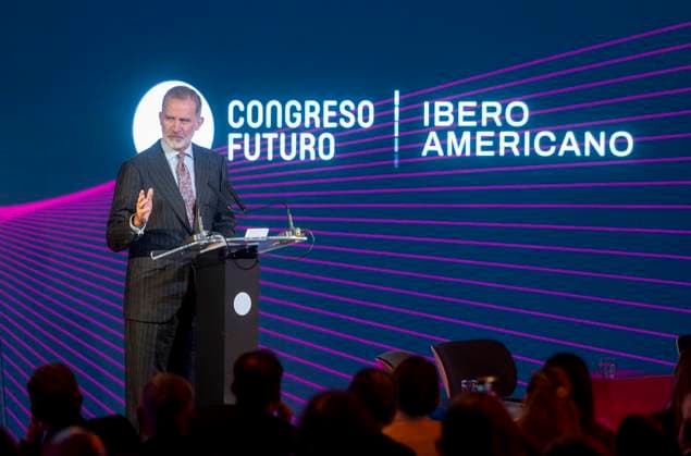 King Felipe VI attends the first Iberoamerican Future Congress King Felipe VI will speak at the Iberoamerican Future Congress, at Casa América, on October 31, 2025, in Madrid Spain Organized by the Iberoamerican General Secretariat SEGIB and the Foundation Encuentros del Futuro FEF , the event will address, between October 30 and 31, issues such as the future of world order, the crisis of democracy, smart cities, neuro-rights or education in the era of artificial intelligence 31 OCTOBER 2025 Madrid Madrid Madrid Spain Copyright: xAlbertoxOrtegax 7068927