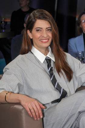 abb NDRTalkshow- Linda Lydia Zervakis deutsch-griechische Nachrichtensprecherin und Fernsehmoderatorin bei ProSieben zu Gast in der NDR Talkshow , aus dem NDR 3 Studio am 31.10.2025 in Hamburg Hamburg Deutschland