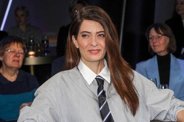 abb NDRTalkshow- Linda Lydia Zervakis deutsch-griechische Nachrichtensprecherin und Fernsehmoderatorin bei ProSieben zu Gast in der NDR Talkshow , aus dem NDR 3 Studio am 31.10.2025 in Hamburg Hamburg Deutschland