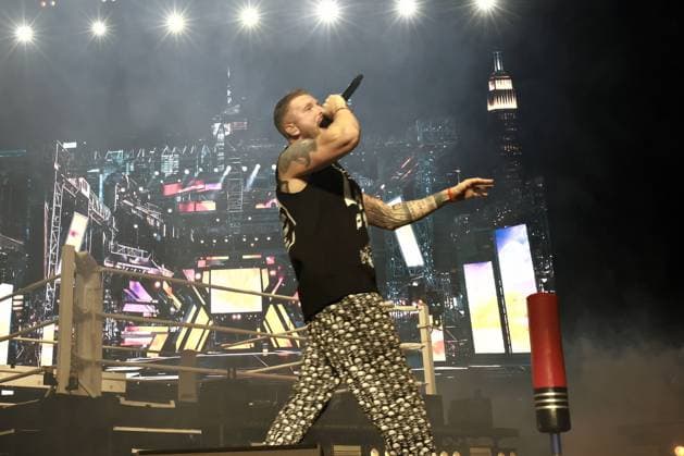 31.10.2025, Nils Wehowsky aka Finch, Rapper, im Konzert live in der Uber Arena, Berlin, Hip Hop, Berlin