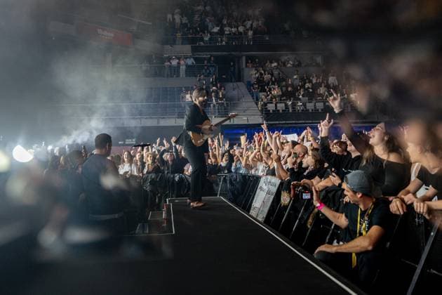 Viva Suecia concert at the Movistar Arena The group Viva Suecia during their performance at the Movistar Arena, on October 31, 2025, in Madrid Spain Viva Suecia is a Spanish indie rock band formed in Murcia in 2013, considered one of the current references of the genre in Spain They have already headlined national and international festivals, such as FIB, Mad Cool, Sonorama, Cruïlla and Granada Sound 31 OCTOBER 2025 CONCERT GROUP INDIE BAND VIVA SUECIA MUSIC Madrid Madrid Madrid Spain  Copyright: xRicardoxRubiox 7070141