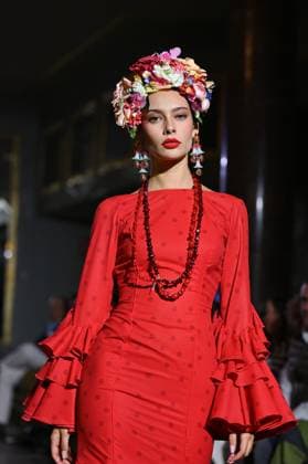 International Flamenco Fashion Week Madrid, (SIMOF) in Madrid - 31 Oct 2025 A model walks in a Angela Isa design at the International Flamenco Fashion Week Madrid, (SIMOF) show, at the Wellington Hotel in Madrid. Madrid Spain Copyright: xAtilanoxGarciax xSOPAxImagesx FOTO54278