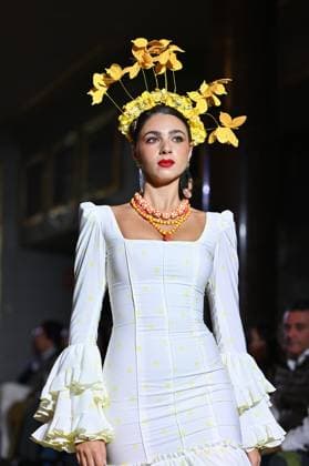 International Flamenco Fashion Week Madrid, (SIMOF) in Madrid - 31 Oct 2025 A model walks in a Angela Isa design at the International Flamenco Fashion Week Madrid, (SIMOF) show, at the Wellington Hotel in Madrid. Madrid Spain Copyright: xAtilanoxGarciax xSOPAxImagesx FOTO54280