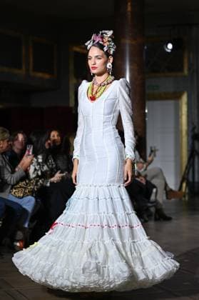 International Flamenco Fashion Week Madrid, (SIMOF) in Madrid - 31 Oct 2025 A model walks in a Angela Isa design at the International Flamenco Fashion Week Madrid, (SIMOF) show, at the Wellington Hotel in Madrid. Madrid Spain Copyright: xAtilanoxGarciax xSOPAxImagesx FOTO54281