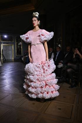 International Flamenco Fashion Week Madrid, (SIMOF) in Madrid - 31 Oct 2025 A model walks in a Angela Isa design at the International Flamenco Fashion Week Madrid, (SIMOF) show, at the Wellington Hotel in Madrid. Madrid Spain Copyright: xAtilanoxGarciax xSOPAxImagesx FOTO54307