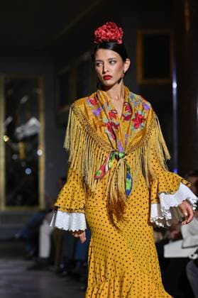 International Flamenco Fashion Week Madrid, (SIMOF) in Madrid - 31 Oct 2025 A model walks in a Angela Isa design at the International Flamenco Fashion Week Madrid, (SIMOF) show, at the Wellington Hotel in Madrid. Madrid Spain Copyright: xAtilanoxGarciax xSOPAxImagesx FOTO54350