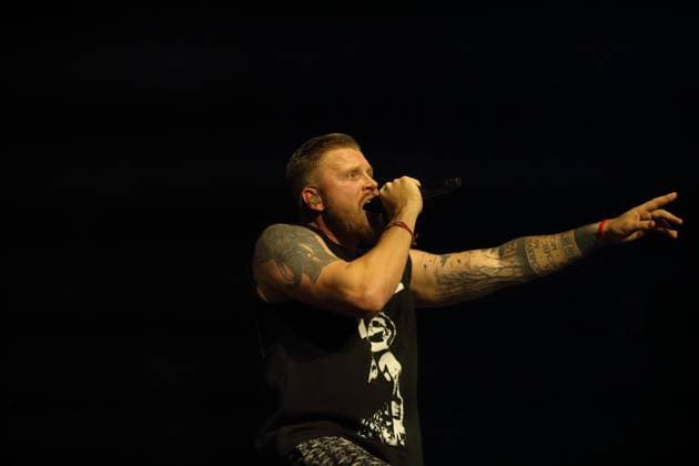 Nils Wehowsky alias Finch bei einem Konzert in der Uber Arena in Berlin, 31. Oktober 2025. Finch Konzert Berlin