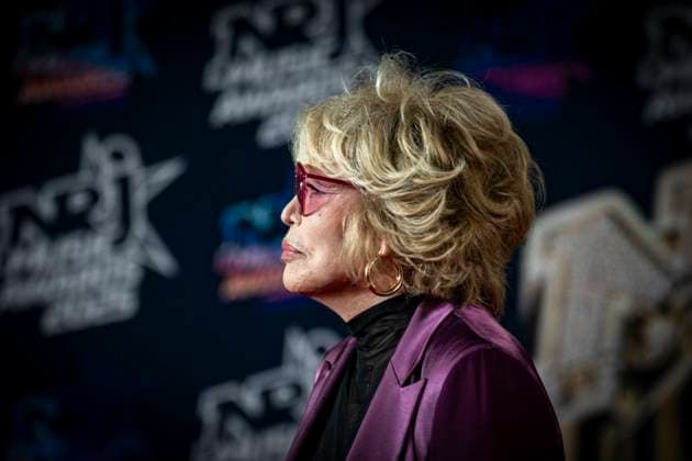 PEOPLE : NRJ Music Awards - Cannes 31 10 25 Amanda Lear attends the 27th NRJ Music Awards on October 31, 2025 in Cannes, France. Photo by Sandrine Thesillat PsNewZ  Copyright: xSandrinexTHESILLATx