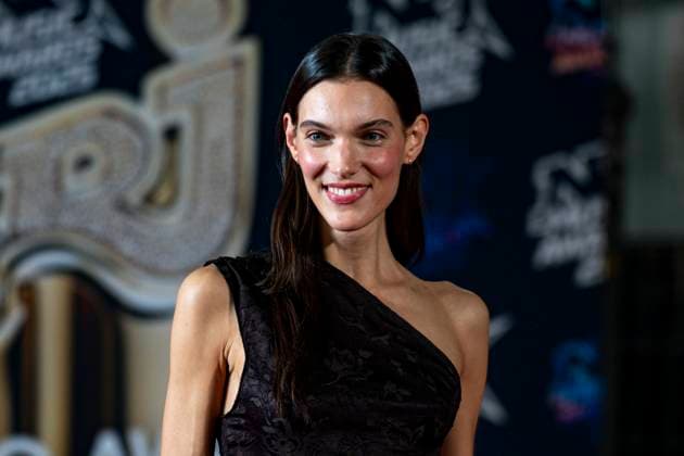 PEOPLE : NRJ Music Awards - Cannes 31 10 25 Charlotte Cardin attends the 27th NRJ Music Awards on October 31, 2025 in Cannes, France. Photo by Sandrine Thesillat PsNewZ  Copyright: xSandrinexTHESILLATx
