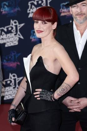 27th NRJ Music Awards - Cannes Jennifer Ayache of Superbus Group attends the 27th NRJ Music Awards on October 31, 2025 in Cannes, France. Photo by David NIVIERE ABACAPRESS.COM CANNES France  Copyright: xNivierexDavid ABACAPRESS.COMx