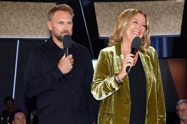 Steven Gätjen und Bettina Tietjen bei der Aufzeichnung der NDR Talk Show im NDR Fernsehstudio Lokstedt. Hamburg, 29.10.2025