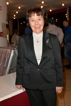 Karola Ebeling bei der Premiere des Theaterstücks Carmen darf nicht platzen in der Komödie am Kurfürstendamm im Ernst-Reuter-Saal. Berlin, 31.10.2025