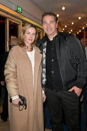 Denise Zich und Andreas Elsholz bei der Premiere des Theaterstücks Carmen darf nicht platzen in der Komödie am Kurfürstendamm im Ernst-Reuter-Saal. Berlin, 31.10.2025