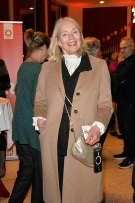 Katja Weitzenböck bei der Premiere des Theaterstücks Carmen darf nicht platzen in der Komödie am Kurfürstendamm im Ernst-Reuter-Saal. Berlin, 31.10.2025