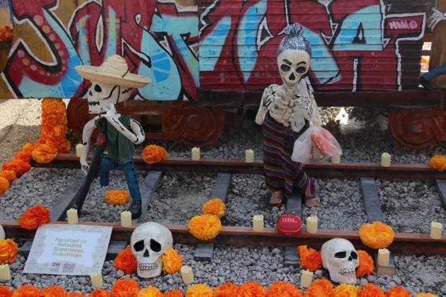 Mega Offering For The Day Of The Dead In Mexico City The mega-offering of the National Autonomous University of Mexico (UNAM) is seen on the occasion of the Day of the Dead at the esplanade of Universum in the south of Mexico City, Mexico, on October 31, 2025. The theme of the 2025 UNAM mega-offering is: Traces of our history: Migrations, exile, refuge and displacement. MÃ xico City Mexico  Copyright: xJosexLuisxToralesx originalFilename: torales-notitle251031_np1PD.jpg