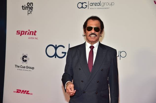 16. Laughing Hearts Charity Gala Kalle Schwensen Ankunft, roter Teppich zur 16. Laughing Hearts Charity Gala im JM Marriott Hotel in Berlin am 01.11.2025