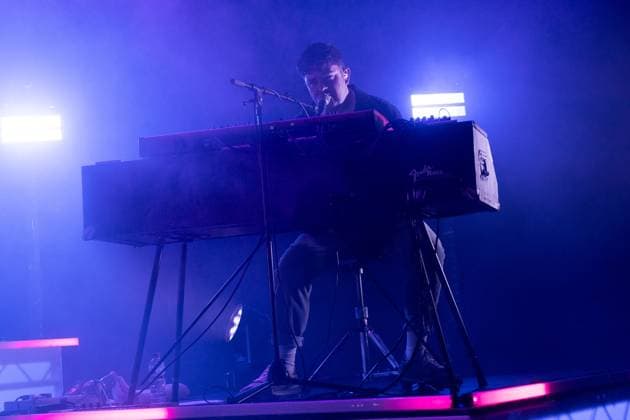 Tide Lines Performs at O2 Shepherd s Bush Empire, London Keyboardist Ross Wilson of Scottish folk pop band Tide Lines performs at O2 Shepherd s Bush Empire, London, England, UK on Saturday 1 November 2025., Credit:Justin Ng Avalon UK, England, London, O2 Shepherd s Bush Empire  Copyright: xJustinxNgx xAvalonx 1049737534