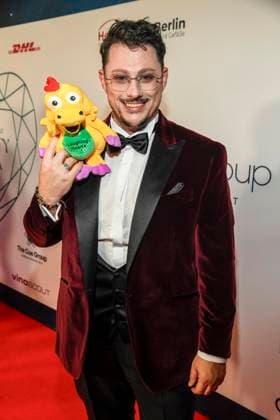 abb Laughing- Ricardo Marinello deutsch italienischer Opernsaenger zu Gast bei der 14. Laughing Hearts Charity Gala 2025, im JW Marriott Hotel Berlin am 01.11.2025 in Berlin Berlin Deutschland