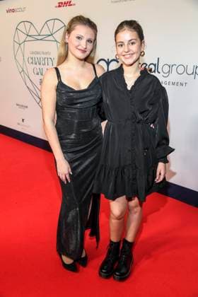abb Laughing- Malya und Lilly von the Voice Kids zu Gast bei der 14. Laughing Hearts Charity Gala 2025, im JW Marriott Hotel Berlin am 01.11.2025 in Berlin Berlin Deutschland
