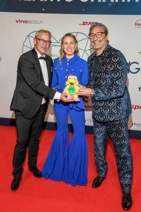 abb Laughing- Daniel Kloss, Evelyn Weigert und Mousse T. zu Gast bei der 14. Laughing Hearts Charity Gala 2025, im JW Marriott Hotel Berlin am 01.11.2025 in Berlin Berlin Deutschland