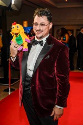 abb Laughing- Ricardo Marinello deutsch italienischer Opernsaenger zu Gast bei der 14. Laughing Hearts Charity Gala 2025, im JW Marriott Hotel Berlin am 01.11.2025 in Berlin Berlin Deutschland