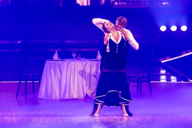 RTL-Tanzshow LetÂ s Dance RTL-Tanzshow LetÂ s Dance Live Tour in der WT Energiesysteme Arena Riesa Schwimm-Paralympicssieger Tasilo Engel und Patricija Ionel Riesa Sachsen Deutschland Daniel Wagner