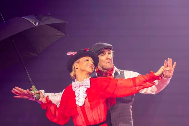 RTL-Tanzshow LetÂ s Dance RTL-Tanzshow LetÂ s Dance Live Tour in der WT Energiesysteme Arena Riesa Schauspieler Mark Keller und Kathrin Menzinger Riesa Sachsen Deutschland