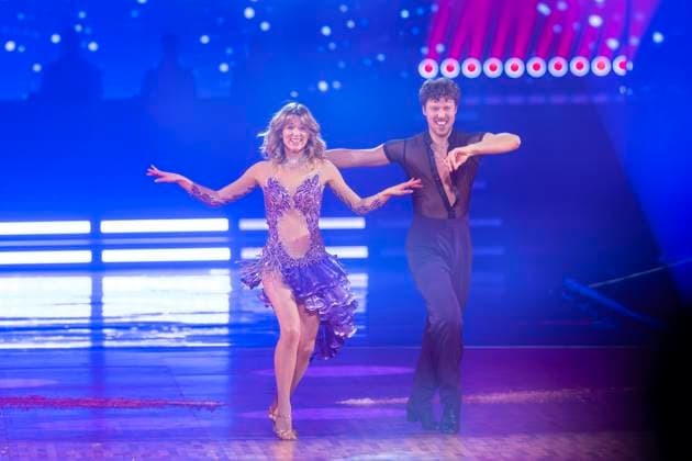 RTL-Tanzshow Lets Dance RTL-Tanzshow LetÂ s Dance Live Tour in der WT Energiesysteme Arena Riesa Sängerin Ella Endlich und Valentin Lusin Riesa Sachsen Deutschland