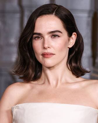 14th Annual LACMA Art + Film Gala 2025 Zoey Deutch arrives at the 14th Annual LACMA (Los Angeles County Museum of Art) Art + Film Gala 2025 presented by Gucci held at the Los Angeles County Museum of Art in Museum Row, Miracle Mile, Los Angeles, California, United States. Los Angeles County Museum of Art, Museum Row, Miracle Mile, Los Angeles, California, USA California United States  Copyright: xImagexPressxAgencyx originalFilename: collin-14thannu251102_npK2s.jpg