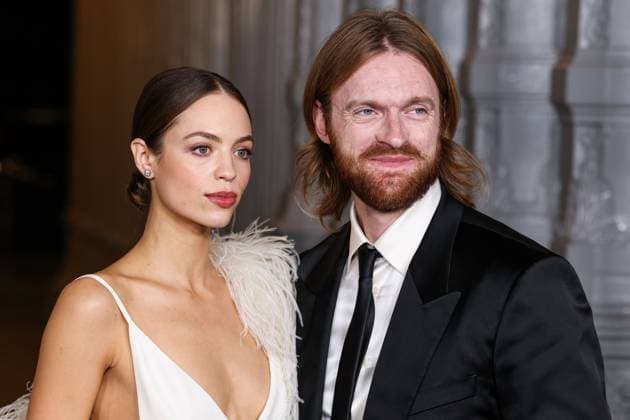 14th Annual LACMA Art + Film Gala 2025 Claudia Sulewski and boyfriend Finneas O Connell arrive at the 14th Annual LACMA (Los Angeles County Museum of Art) Art + Film Gala 2025 presented by Gucci held at the Los Angeles County Museum of Art in Museum Row, Miracle Mile, Los Angeles, California, United States. Los Angeles County Museum of Art, Museum Row, Miracle Mile, Los Angeles, California, USA California United States  Copyright: xImagexPressxAgencyx originalFilename: collin-14thannu251102_npOPz.jpg