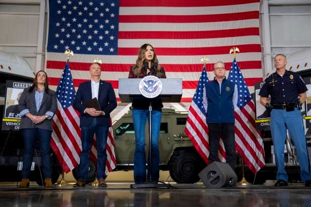 October 30, 2025, Gary, In, United States: U.S Homeland Security Secretary Kristi Noem, center, responds to a question during a press conference discussing Operation Midway Blitz, October 30, 2025 in Gary, Indiana. Standing from left: ICE Deputy Director Madison Sheahan, Acting ICE Director Todd Lyons, Noem, Indiana Gov. Mike Braun, and Indiana Secretary of Public Safety Anthony Scott. Gary United States - ZUMAp138 20251030_zaa_p138_060 Copyright: xTiaxDufour Dhsx